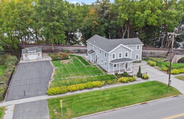 Newly Renovated | FLX Lake Access | Near Casino