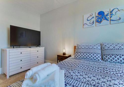 Sleeps 16 Large Groups 2 Full Homes In Vermilion