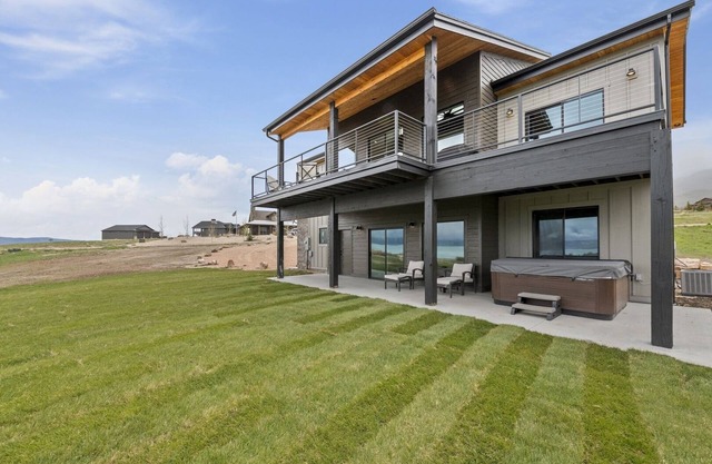Sleeps 22/Boat & Toys Parking/Hot Tub/Ping Pong