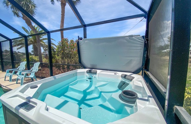 Vale Tudo Villa, heated pool, Hot Tub, dog ok