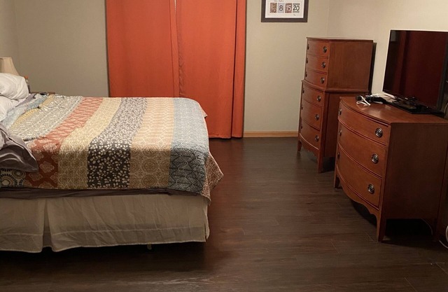 Sleeps 8+ EAA