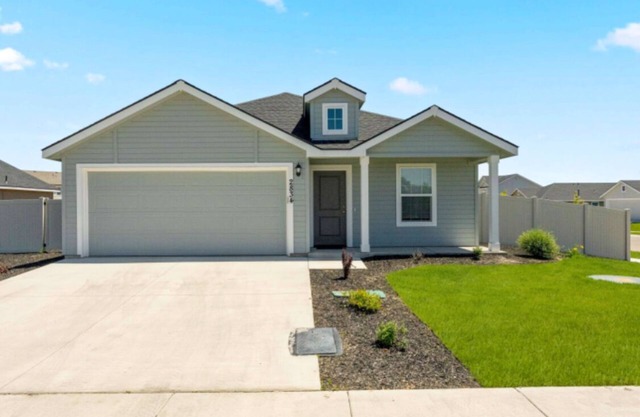 Sleeps 8! -No Cleaning Fee -4 Bedrooms-Perfect for Families!