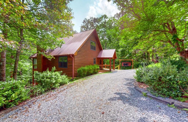 Sleepy Bear Hideaway