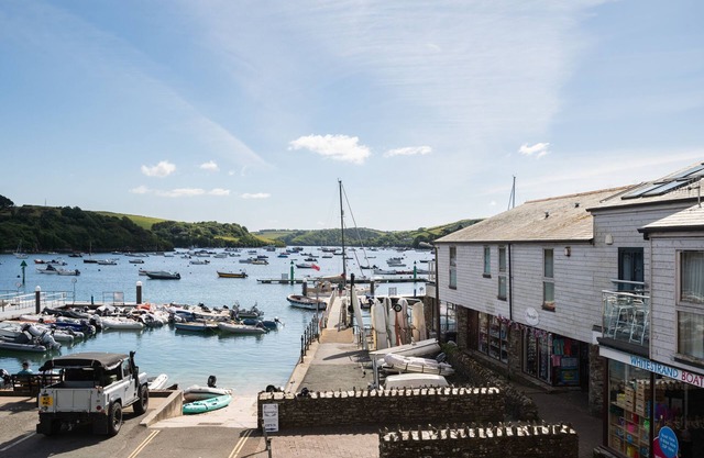 Slipways - an apartment that sleeps 4 guests in 2 bedrooms