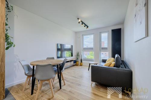 Slovianka by LookAp - darmowy parking, Jacuzzi i basen!