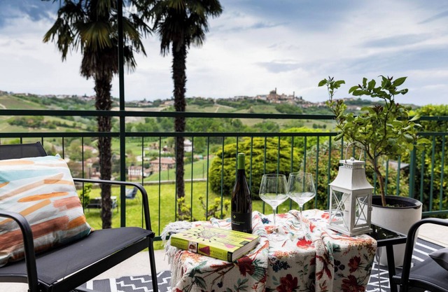 Slow Villa Barbara - Elegant Piedmont Estate with Pool and Vineyards