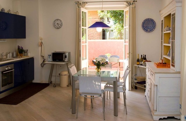 Kleines charmantes Haus in Forte dei Marmi mit Strand