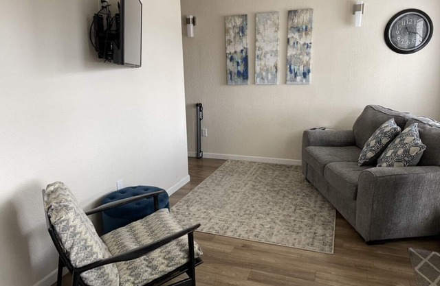 Small house perfect for families and pets