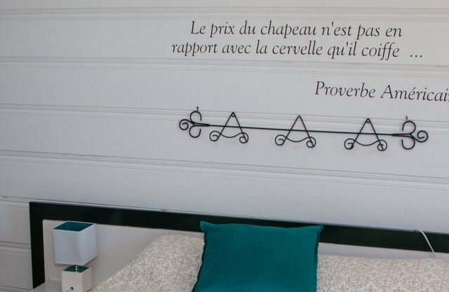 Small rustic and charming chalet, perfect for a weekend with a lover or family.