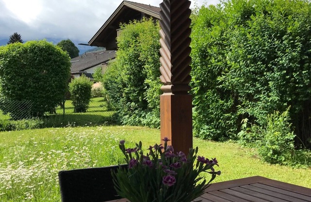 Kleine, sehr feine Fewo mit Garten & herrlichem Bergblick - ruhige zentrale Lage