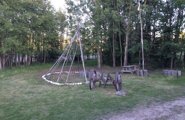 Small Vintage Guest Ranch Accommodation