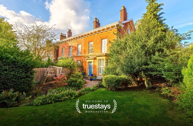 Smedley House Summary