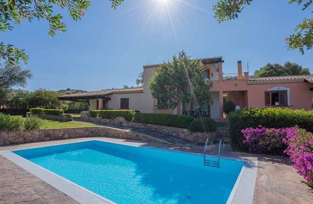 Smeralda-Villa mit Pool und Meerblick - Nr. 119/2