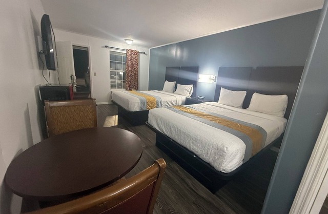 Smith Motel