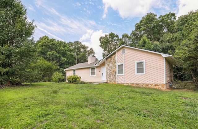 Snellville Getaway ~ 8 Mi to Stone Mountain Park!