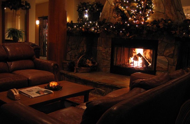 Snow Creek Lodge by Fernie Lodging Co