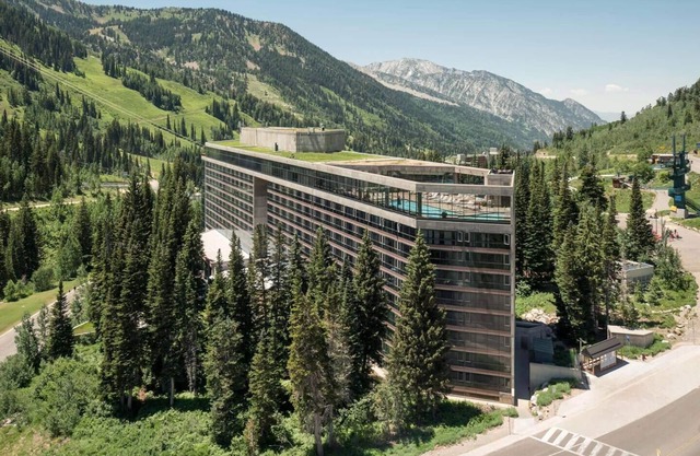 The Cliff Club - Luxury Condo Utah
