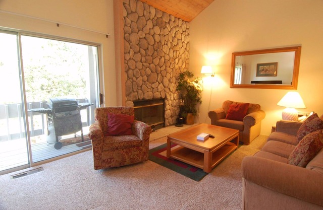 Snowcreek Resort Vacation Rental #618
