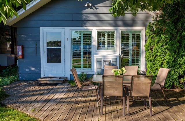 Snug Harbor Inn - Luxus-Ferienhaus 1
