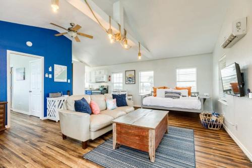 So Cute Sun & Salt Beach Bungalow