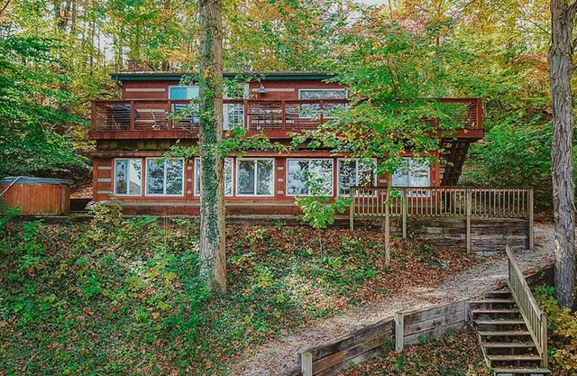 Soaring Eagle Cabin