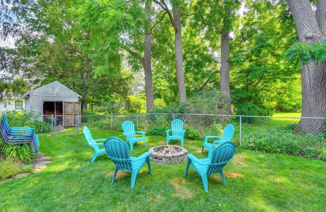 Sodus Point Home - Walkable to Beach!