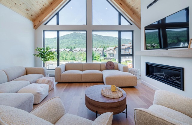 Sofa Villas - Outdoor Chalet at Mont Sainte-Anne