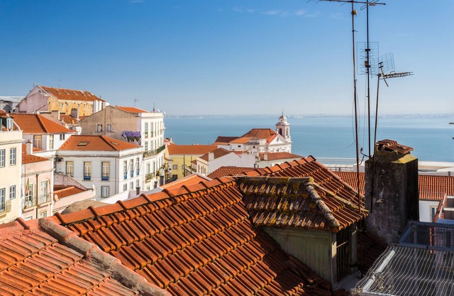 Sol III - Zentrum des alten Lissabon Tajus View
