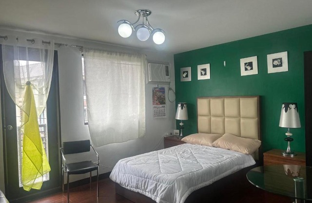Solano Hill Condominium