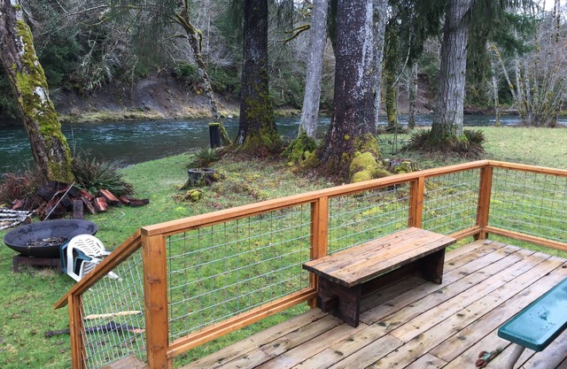 Sol Duc River Kabine in der Nähe von Gabeln