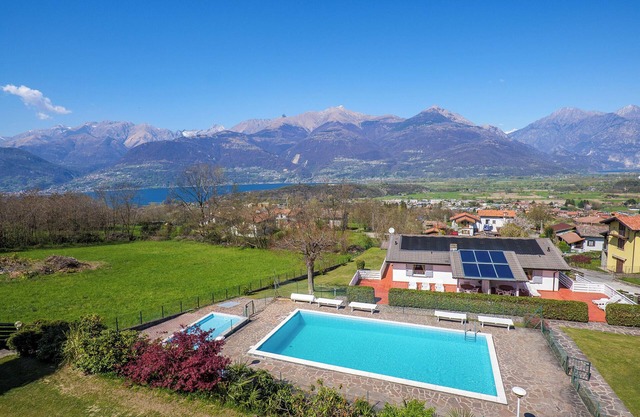 Sole 1 Terrassen-Ferienwohnung mit Pool