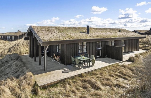 "Solunka" - 100m from the sea by Interhome