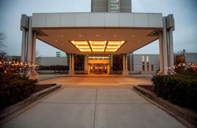 Somerset Inn