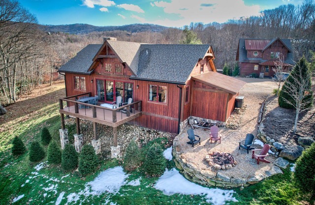 Sommer Hus at Eagles Nest: Pet Friendly Single Level