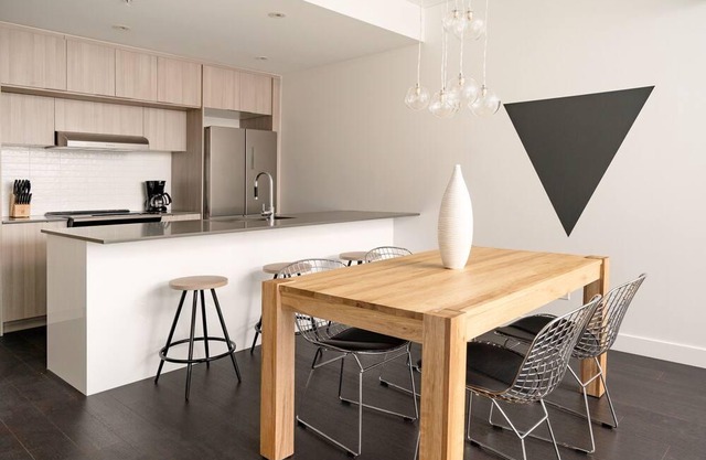 Sonder at The Richmond | Spacious Two-Bedroom Apartment