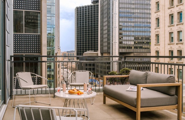 Sonder Penny Lane | Two-Bedroom Apartment w/ Balcony