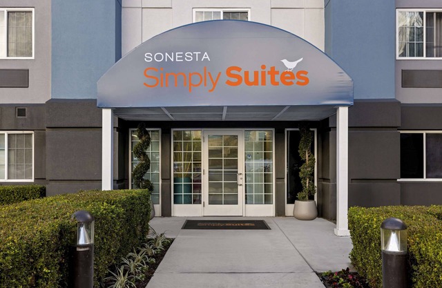 Sonesta Simply Suites Irvine East Foothill