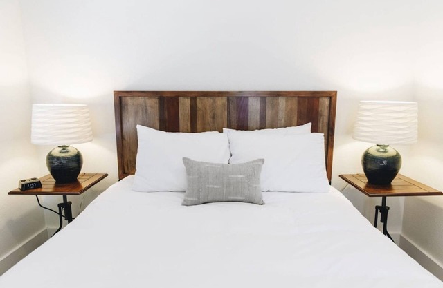 Sonoma's Best Cottage 1
