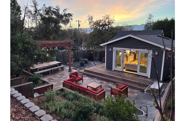 Sonoma Valley Bungalow Retreat with Pool