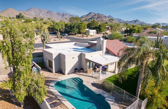 Sonoran Sunshine by AvantStay | Entertainers Wonderland w/ Putting Green & Pool