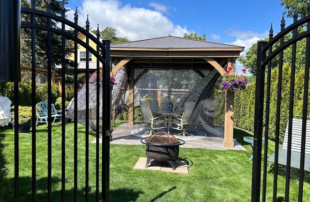 Sooke Vacation Suite