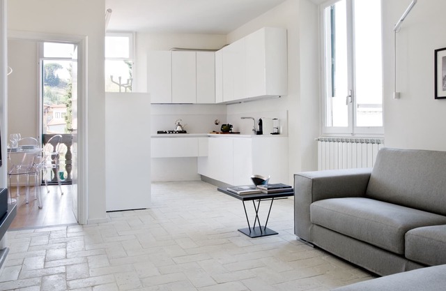Anspruchsvolle, geräumige Wohnung nur einen kurzen Spaziergang vom historischen Zentrum entfernt.