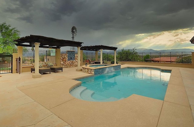 Sorelle Vineyard 5BR by Casago