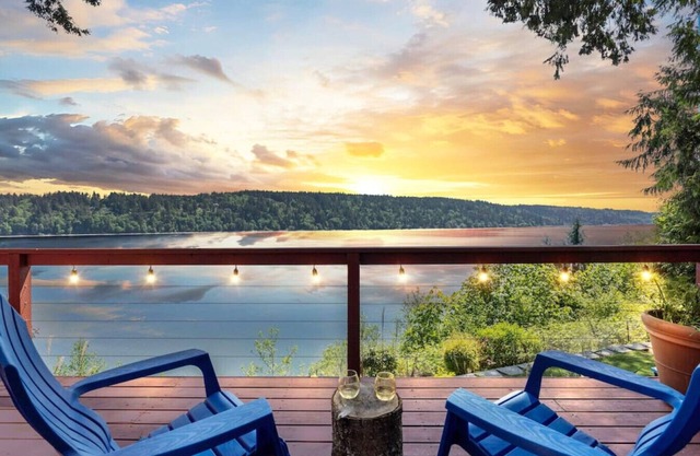 Sound & Cedar PNW Escape w/ Unbeatable Views