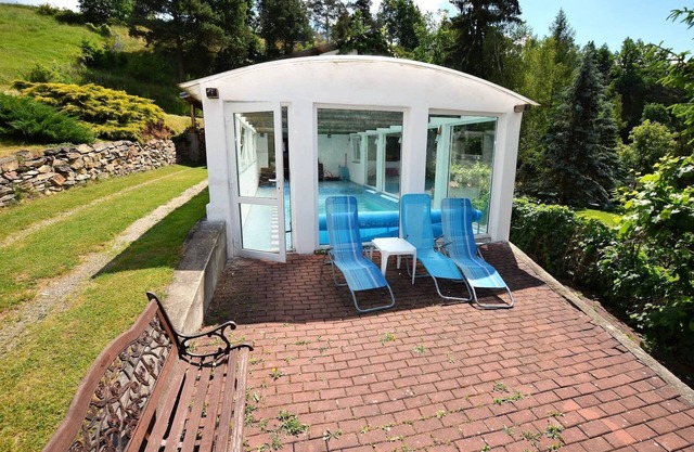 Haus in Bechyne mit Pool und Sauna