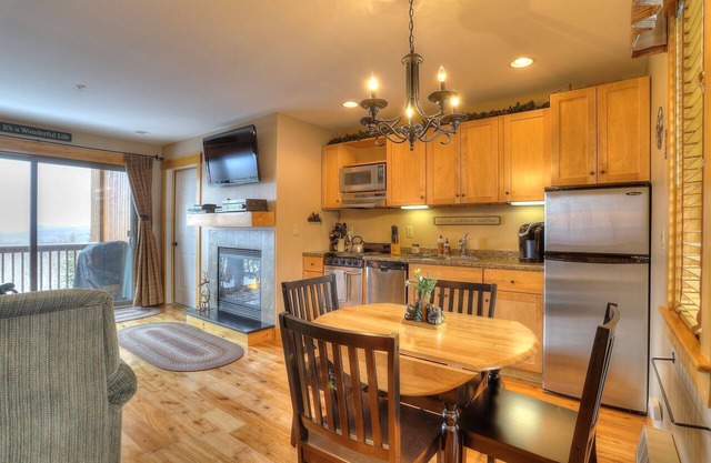 South Branch 13-2 - Newer, cute and cozy, 2nd story condo unit at South Branch