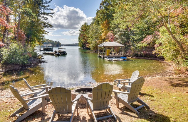 "Savasana" West Union Home am Lake Keowee mit Dock!