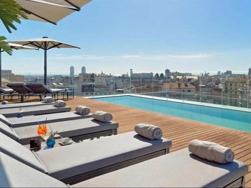 South End Luxe Apartment