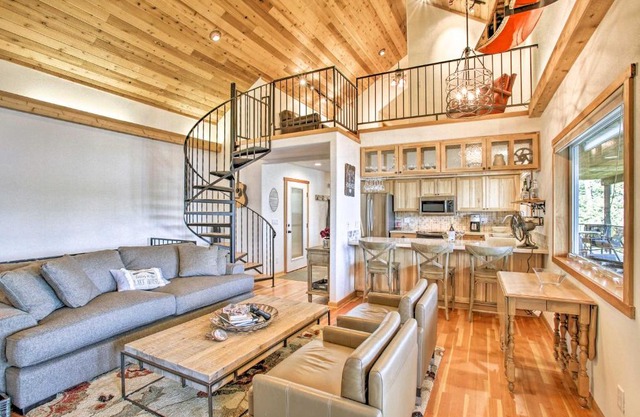 South Lake Coeur dAlene Home with Dock and Kayaks!