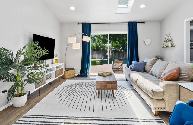 Family Friendly Nampa 3 Bedroom 2 Bath